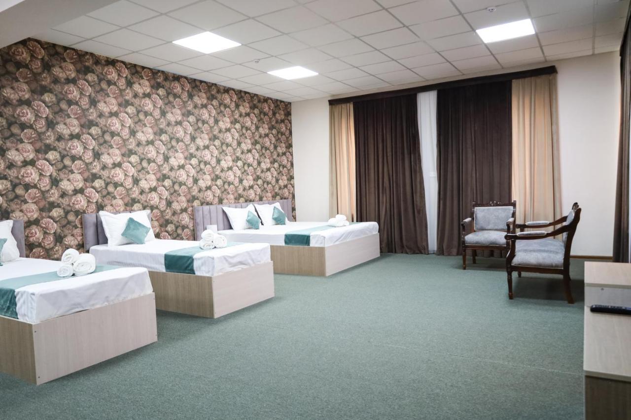 Bed and Breakfast Blue Sky Tashkent Esterno foto