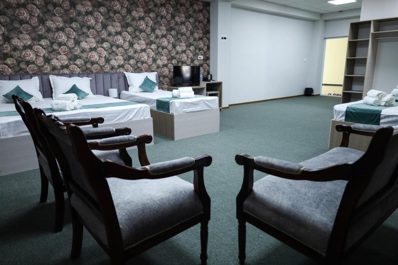 Bed and Breakfast Blue Sky Tashkent Esterno foto
