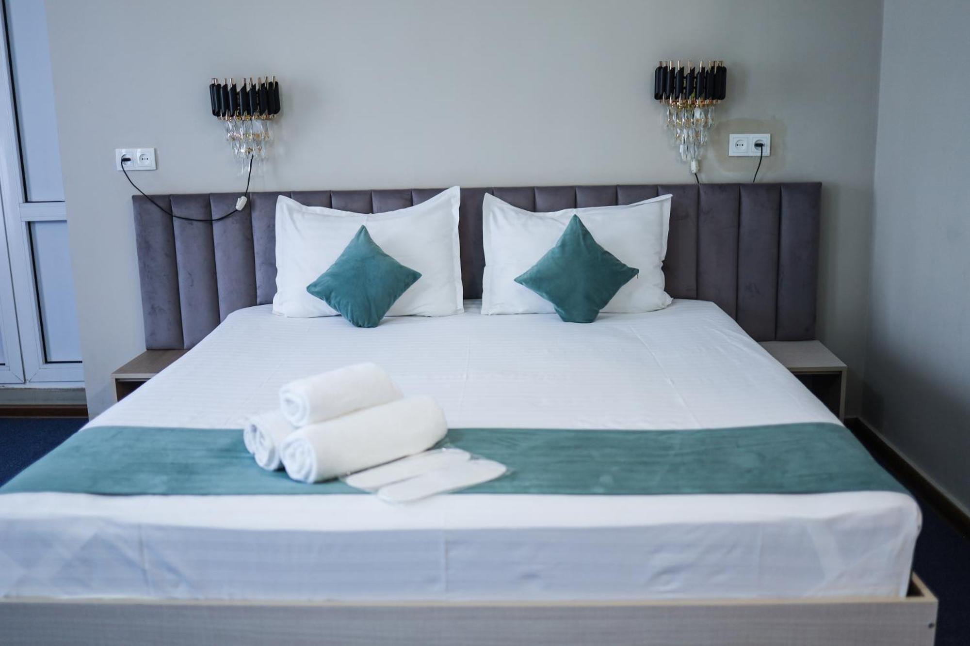 Bed and Breakfast Blue Sky Tashkent Esterno foto